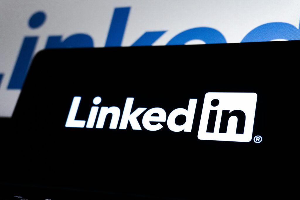 How to Create a Killer LinkedIn ABM Funnel for MedTech Startups